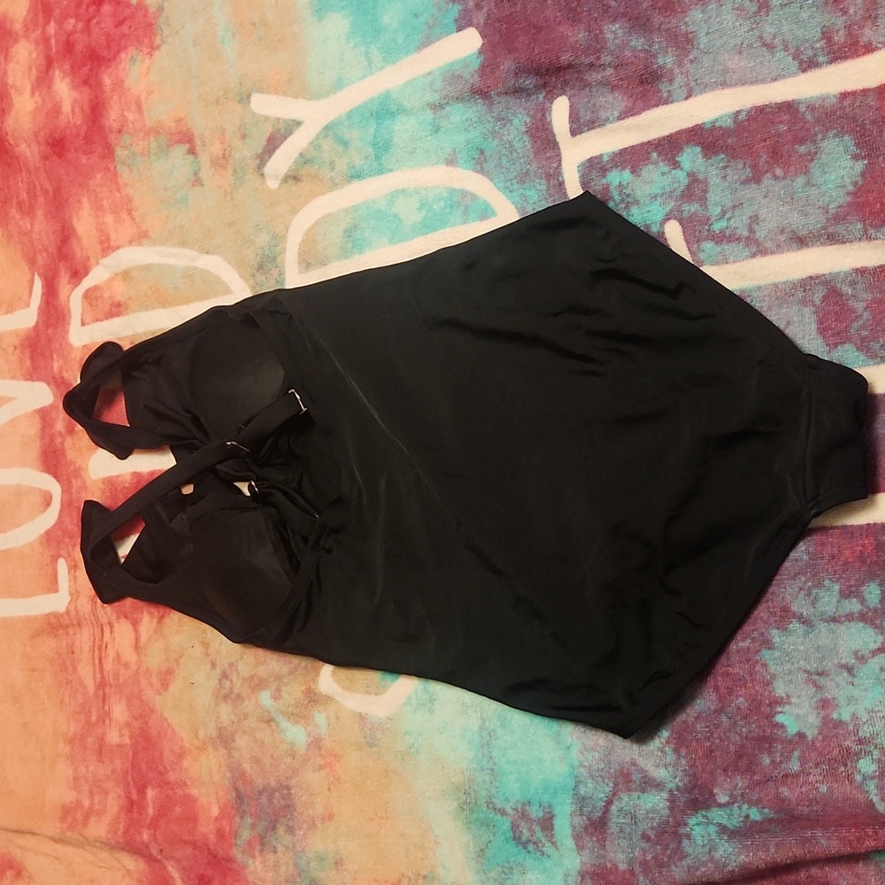 KONA SOL Black One-Piece Ruffle Swimsuit Size Small - Picture 3 of 6